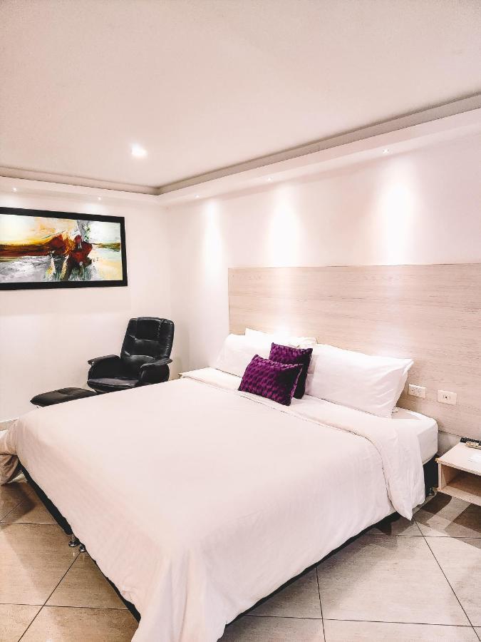 Hotel Radoa El Banco  Extérieur photo